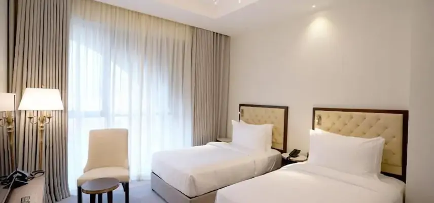 Peninsula Worth Hotel image